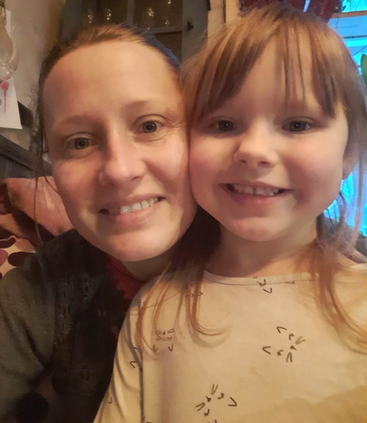 Tverda jinsiy dam olish Yalangoch odamlar teatri