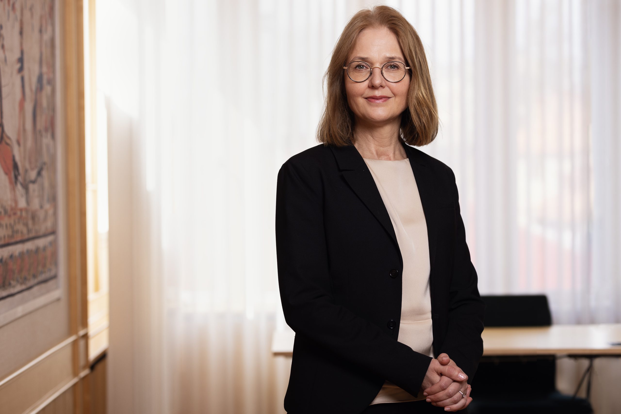 Porträttbild på Åsa Dedering.