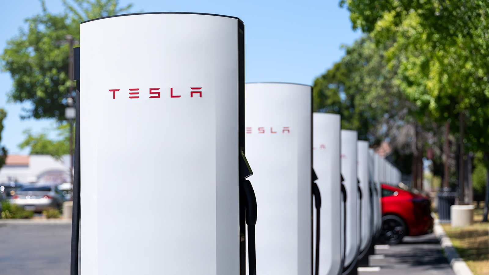 Teslas laddstation i Vansbro drivs med hjälp av diesel