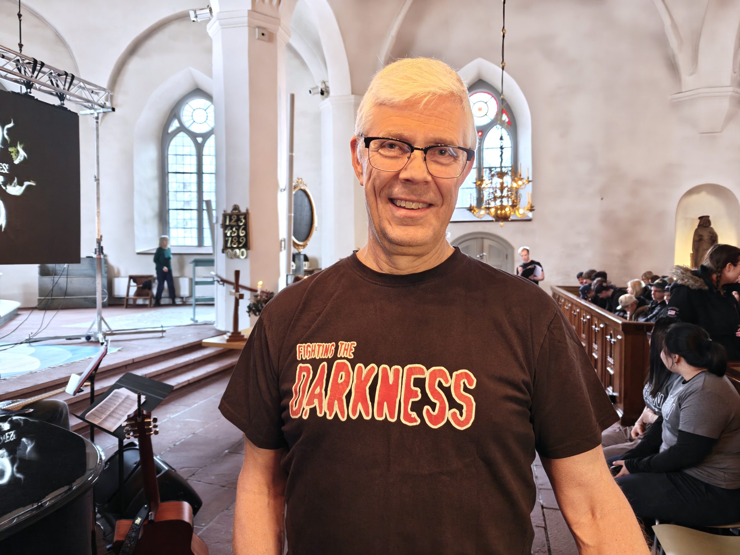Mora kyrka, Fighting the darkness